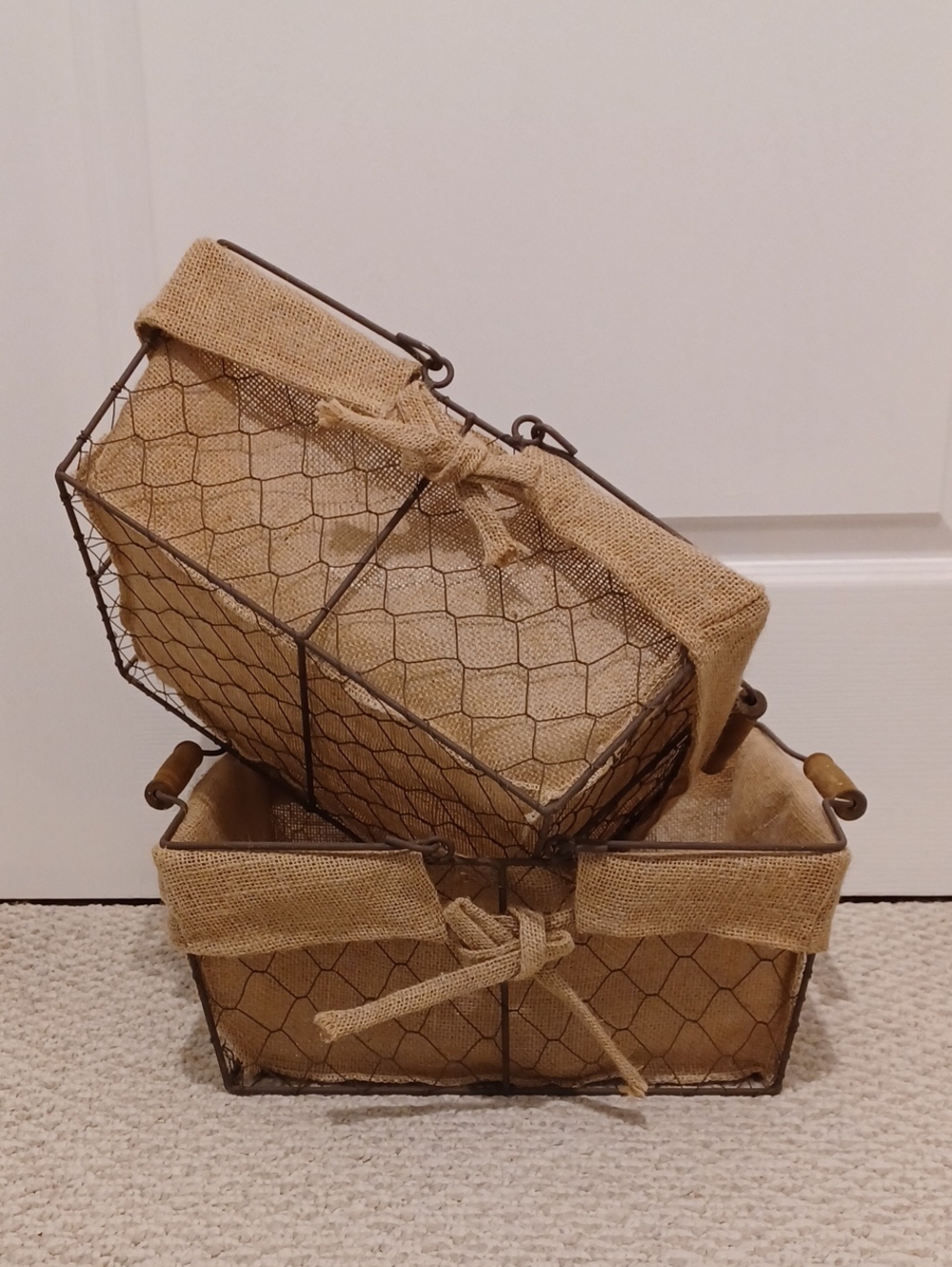 Rustic Burlap Lined Wire Storage Basket - Tan